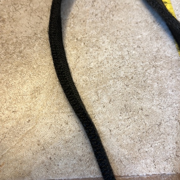 Double dog leash connector 19” each side black. Double THICK LEASH SEWN - Picture 7 of 9